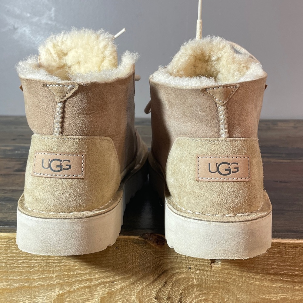 UGG Tan Ankle Boots with Cream Shearling Lining 39.5 like new condition - Picture 4 of 17
